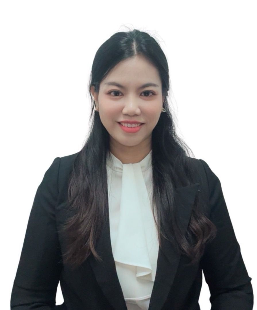 MS. KANOKPUN 