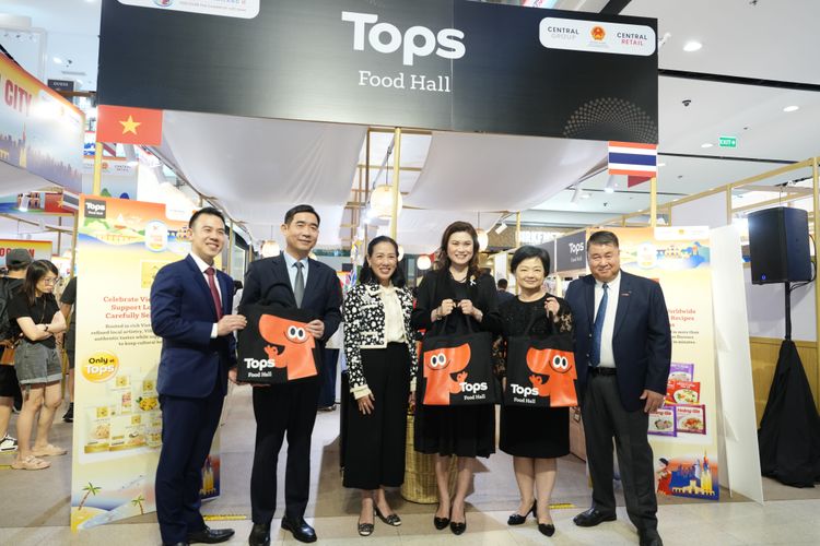 “พาณิชย์” ผนึก “เซ็นทรัล” ฉลอง 50 ปีไทย–เวียดนาม เปิด Vietnamese Week 2026
ดันการค้า 2 ประเทศสู่เป้าหมาย 25,000 ล้านดอลลาร์ต่อปี