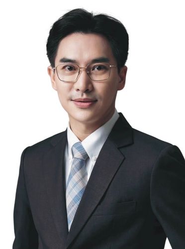 Mr. Warawut